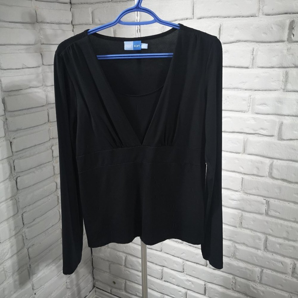 Denver Hayes Soft Ladies Size Medium Black Long Sleeve Round Neck Top
